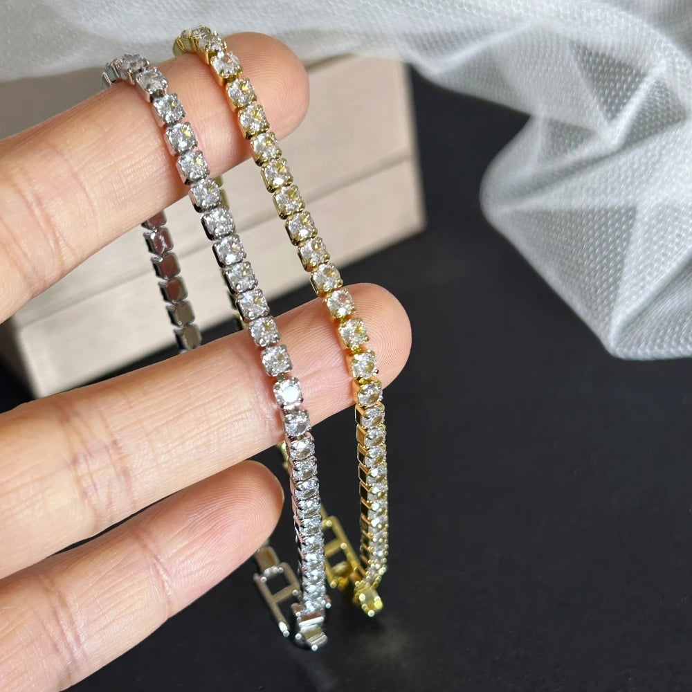 Lujosa pulsera de tenis, mujer.