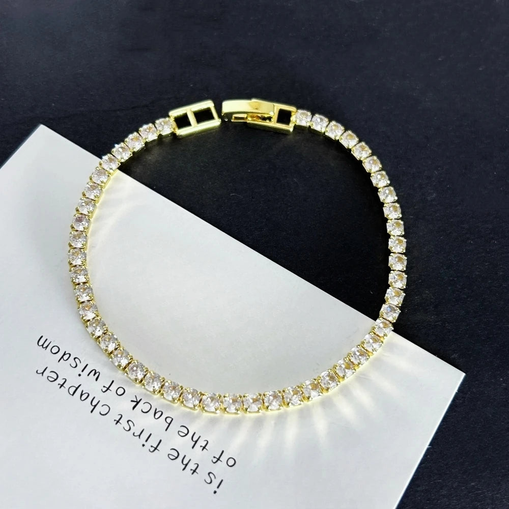 Lujosa pulsera de tenis, mujer.